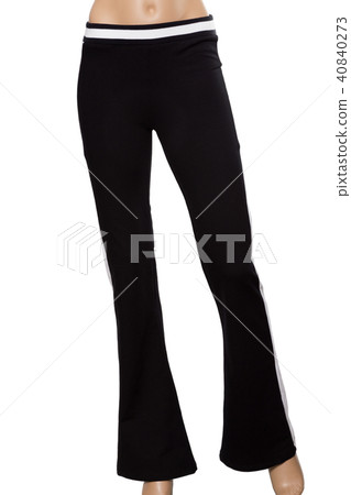 Advertising clothes for women. 40840273