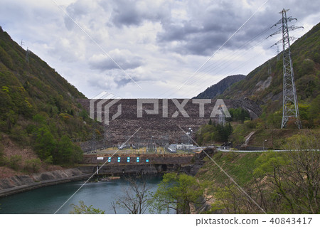 Mother Mother Dam 40843417