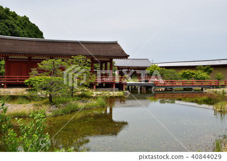 Higashi-in Garden (Pond and blue sky) 40844029