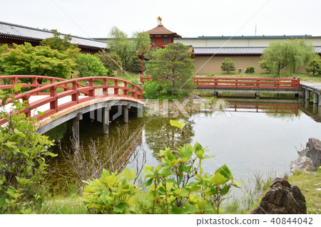 東中花園(池塘和藍天) 東中花園(池塘和藍天) 40844042