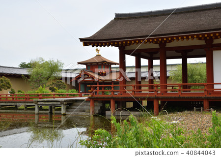 東中花園(池塘和藍天) 東中花園(池塘和藍天) 40844043