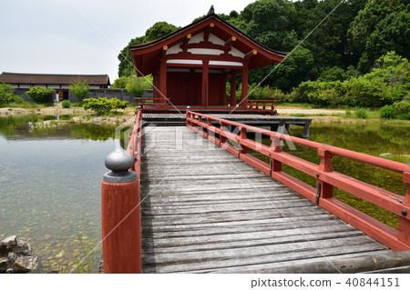 East Garden (Bridge and blue sky) 40844151