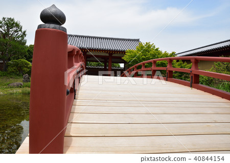 East Garden (Bridge and blue sky) 40844154
