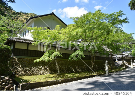 Law Tama Tadashi Eiji temple Law Tama Tadashi Eiji temple 40845164