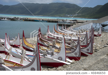 蘭嶼東清灣拼板舟 蘭嶼東清灣拼板舟 40846650