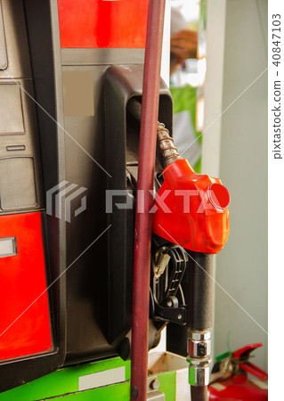 red pump nozzles 40847103