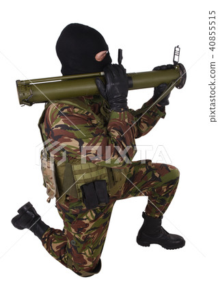 Ukrainian volunteer with grenade launcher RPG 40855515