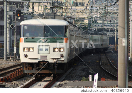 Series 185 forwarding train 40856940