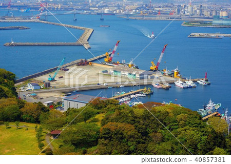 小名浜漁港急忙從災難中恢復過來 40857381