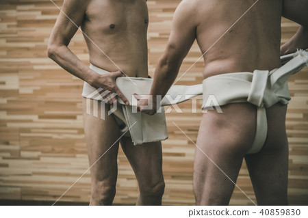 相撲選手的纏腰帶 繫牢 領帶 40859830