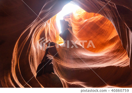Upper Antelope Canyon 40860759