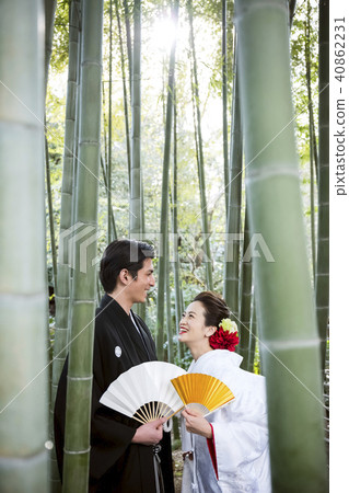 Japanese dress wedding bride and groom 40862231