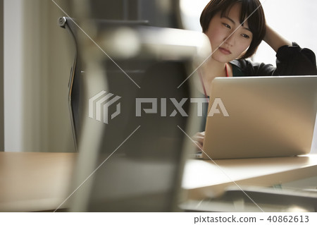 Business woman 40862613