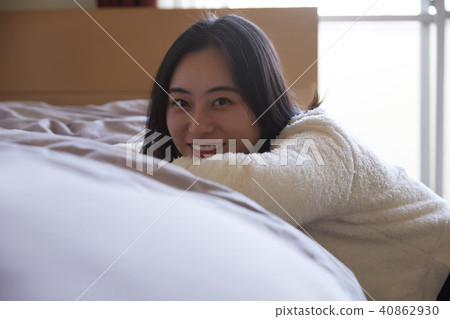 居住單獨畫象的少婦 居住單獨畫象的少婦 40862930