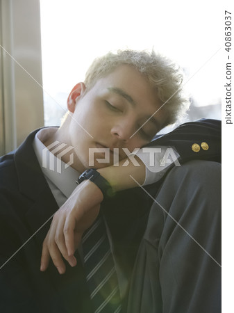 Foreign male high school student After school Portrait 40863037