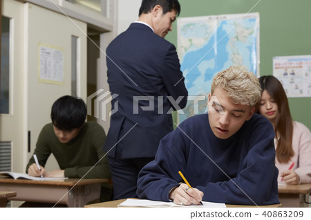 School night students 40863209