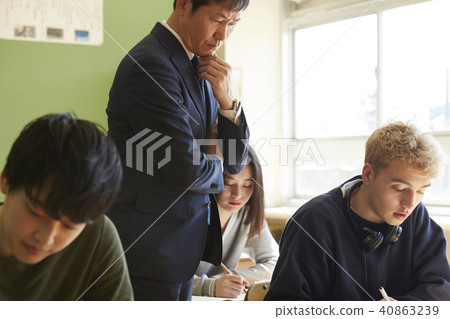 School international 40863239