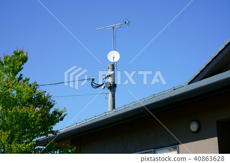 Electric / Telephone entrainment of Japanese houses and installation of terrestrial digital satellite receiving antenna 40863628