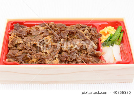 Delicious Kuroge Wagyu beef Me bento box 40866580