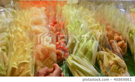 Bagged fruit Bagged fruit 40869861