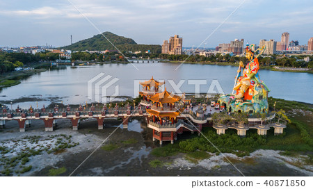 台灣高雄左營蓮池潭Asia Taiwan Kaohsiung Lake 40871850