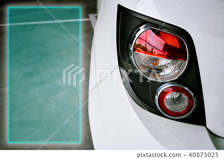 Car tail light red color for customers 40873025