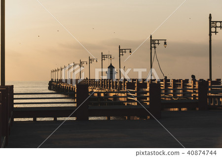 Sunrise at Prachuap bay Sunrise at Prachuap bay 40874744