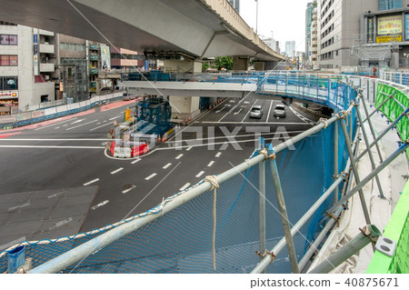 Shibuya station improvement work Shibuya station improvement work 40875671