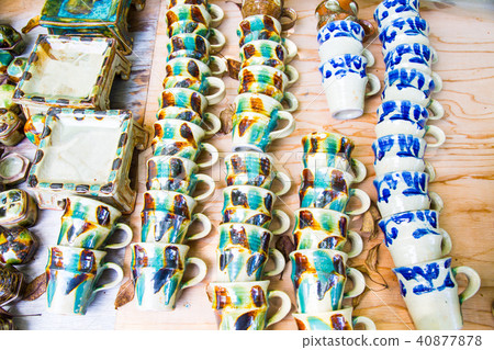 A lot of cups 40877878