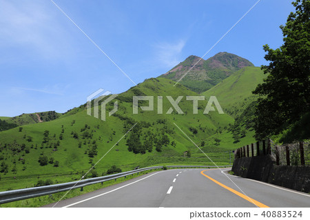 Yufuin Excursion Drive Course Yufuin Excursion Drive Course 40883524