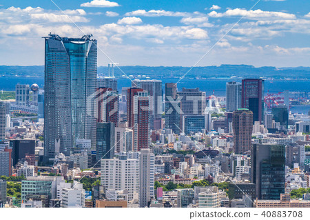 “東京都”白雲和藍天·東京城市景觀“朝港區” “東京都”白雲和藍天·東京城市景觀“朝港區” 40883708