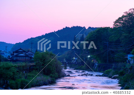 Nagayu Onsen night view [Takeda City, Oita Prefecture] 40885332