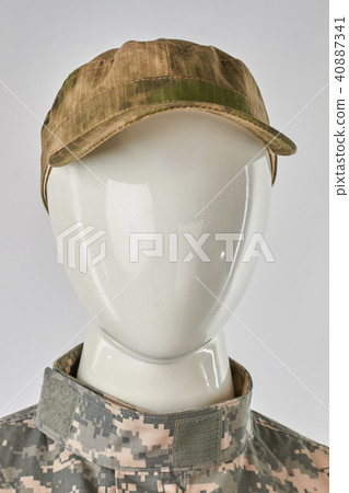 Close up portrait of mannequin with military cap. 40887341