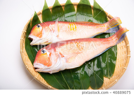 Sweet almond ingredients Sweet almond ingredients 40889075