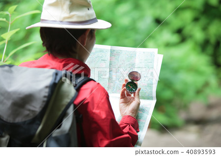 One mountaineering woman One mountaineering woman 40893593