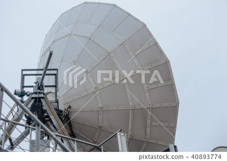 satellite dish industrial  roof  building 40893774