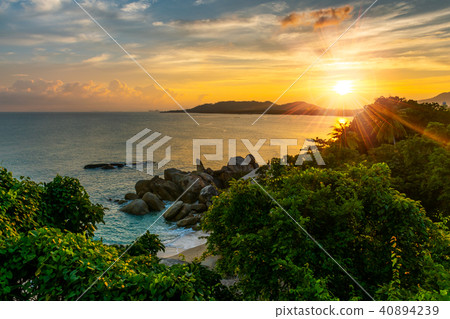 Sunset Rock Hin Ta and Hin Yai from Thailand Island of Koh Samui Sunset Rock Hin Ta and Hin Yai from Thailand Island of Koh Samui 40894239