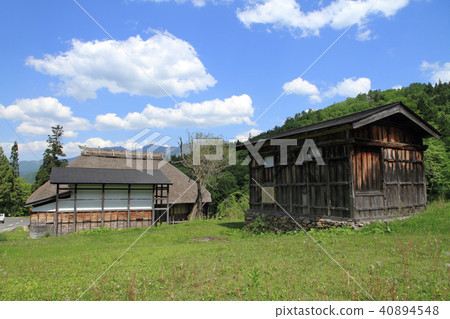 Chikoku Highway Shikokura and Ushibata 40894548