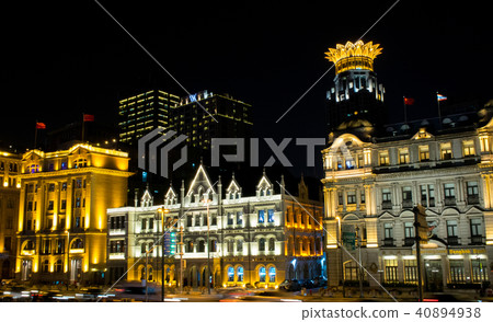 Night view along Shanghai Huangpu District Zhongshan East Road, Shanghai Huangpu District 40894938