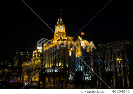 Shanghai Huangpu District Bund (District) District Jianghaiqiao (Central) Night view along Shandong 1 street Shanghai Huangpu District Bund (District) District Jianghaiqiao (Central) Night view along Shandong 1 street 40894941