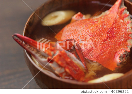 Up miso soup of crab crab 40896231