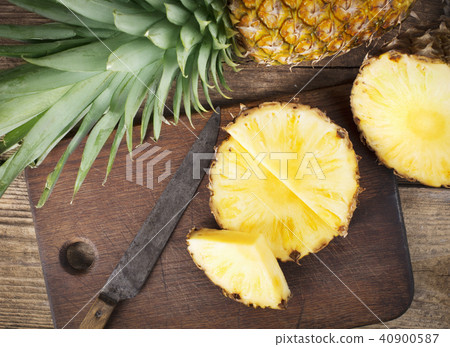 pineapple slices pineapple slices 40900587