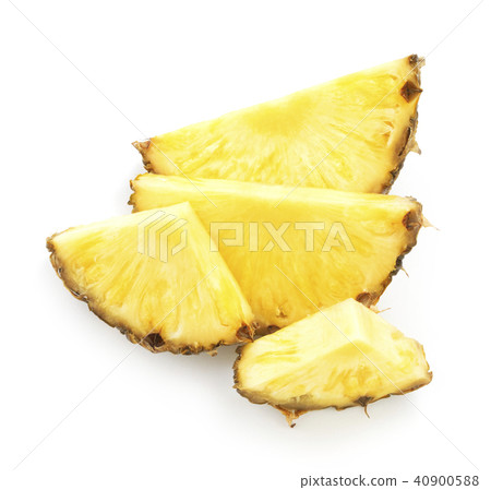 slices of ripe pineapple slices of ripe pineapple 40900588