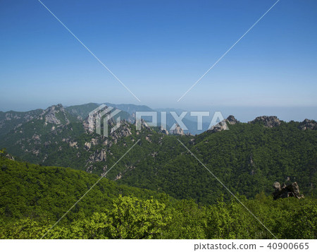 Mt. Seolak Mt. Seolak 40900665