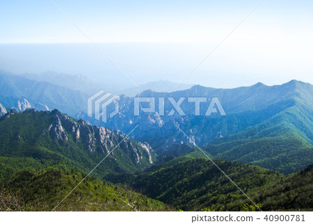 Mt. Seolak 40900781