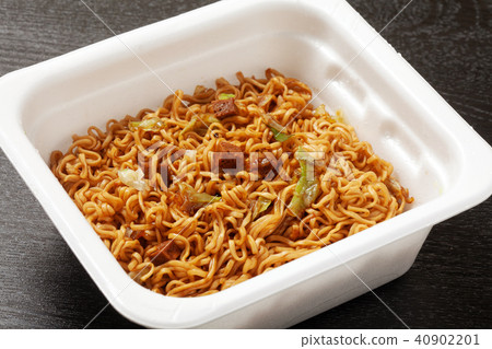 Cup fried noodles Cup fried noodles 40902201