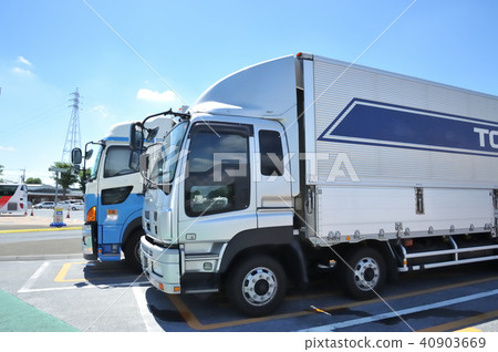 Heavy truck 40903669