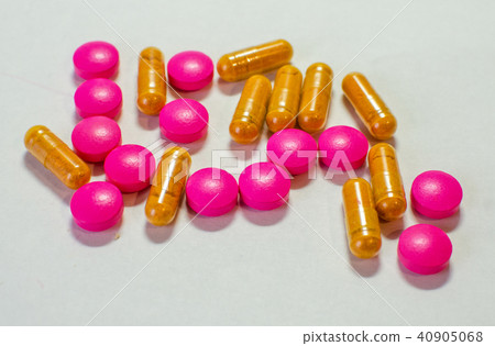 Different medicine pills 40905068