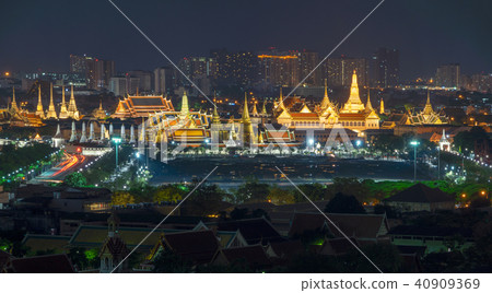 Grand Palace and Temple Emerald Buddha Grand Palace and Temple Emerald Buddha 40909369