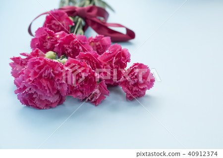 康乃馨花束 40912374